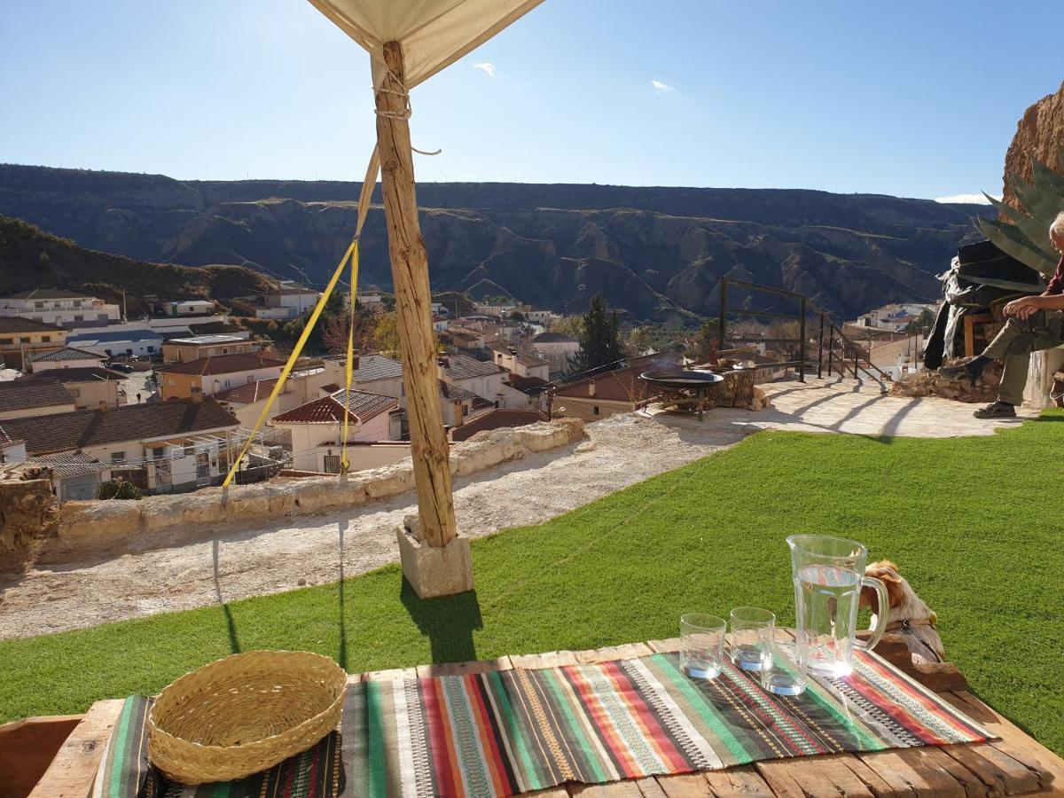 Creatively Designed Cavehouse With Jacuzzi Villa Gorafe Exterior photo