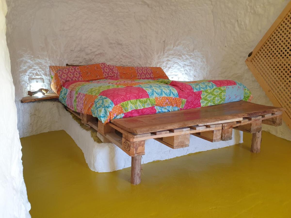 Creatively Designed Cavehouse With Jacuzzi Villa Gorafe Exterior photo